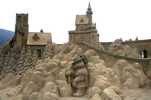 모래로 만든 예술작품 10